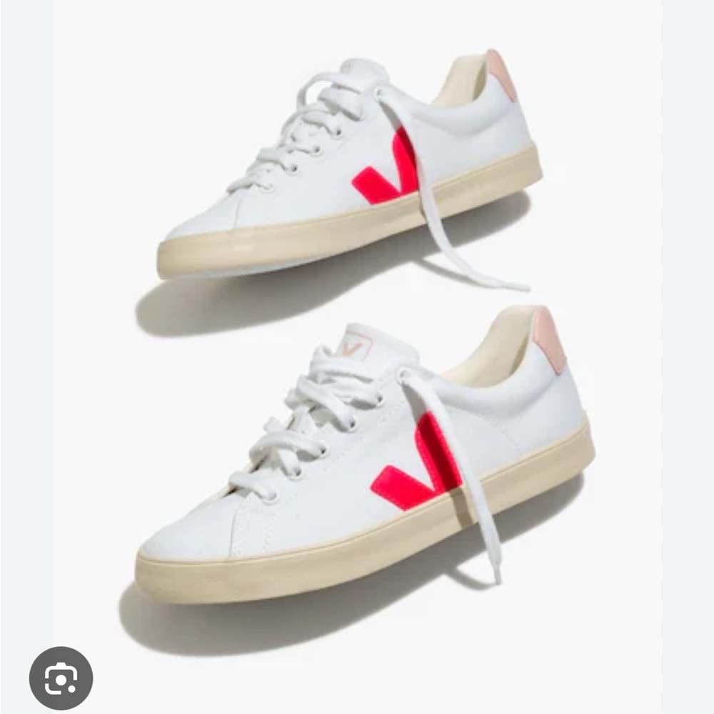 Veja Women's Esplar Sneakers in Beige and Red
